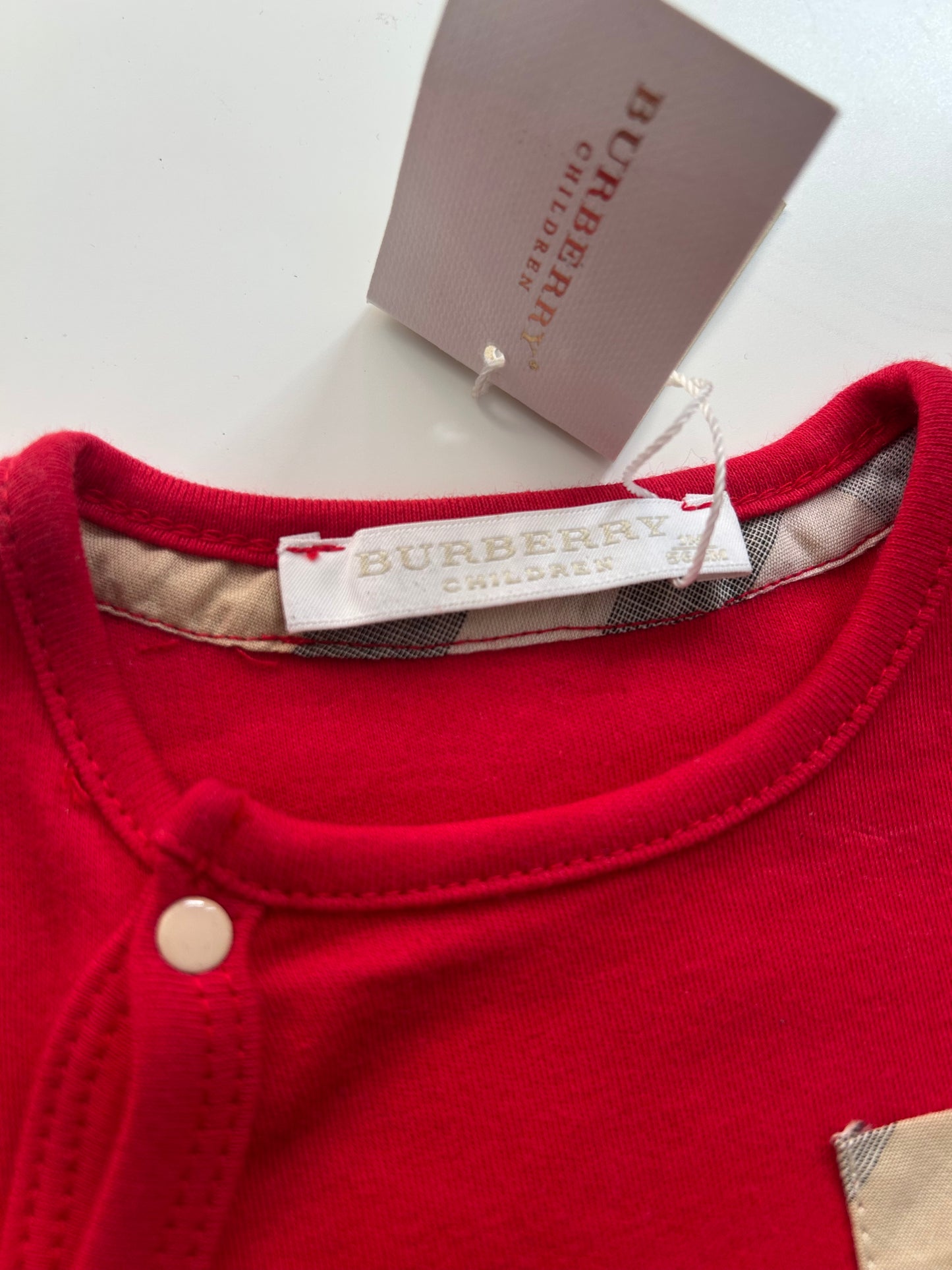 Burberry φορμάκι