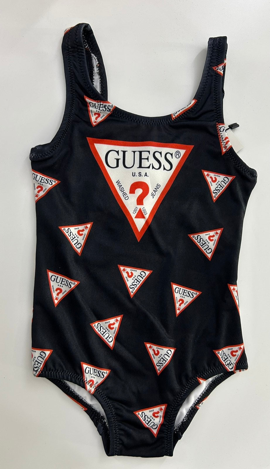 GUESS ΜΑΓΙΟ
