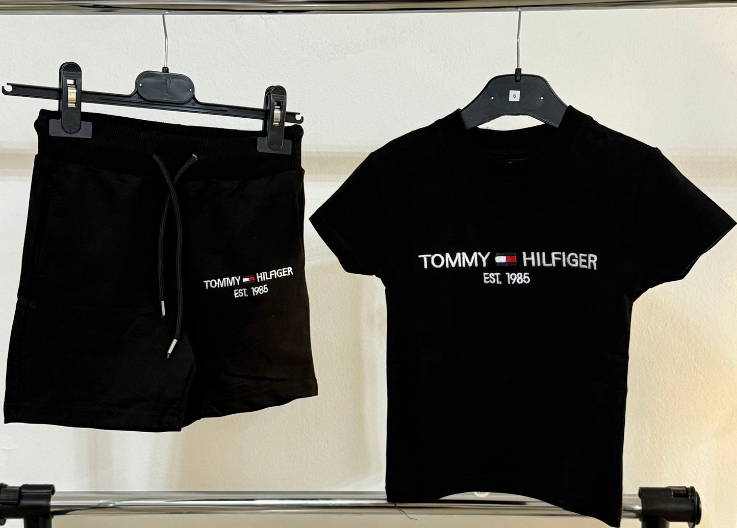 Tommy Hilfiger set