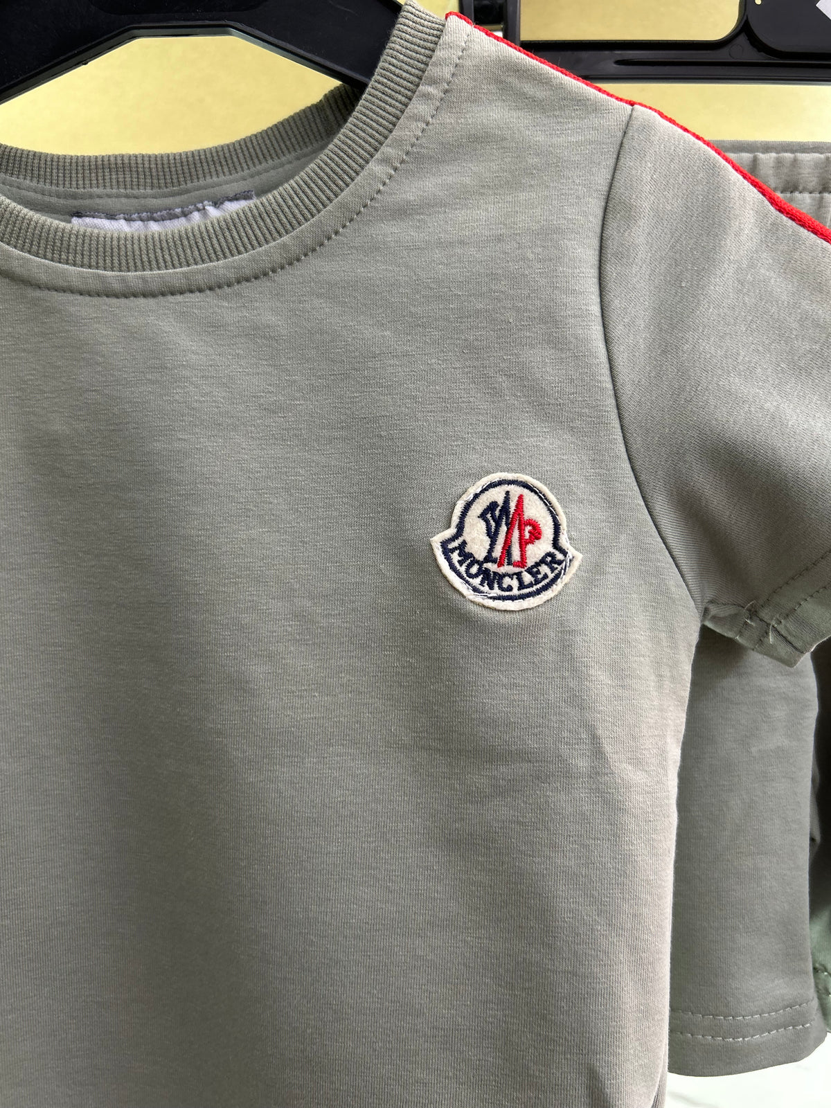 Moncler set